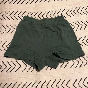 Universal Thread Shorts